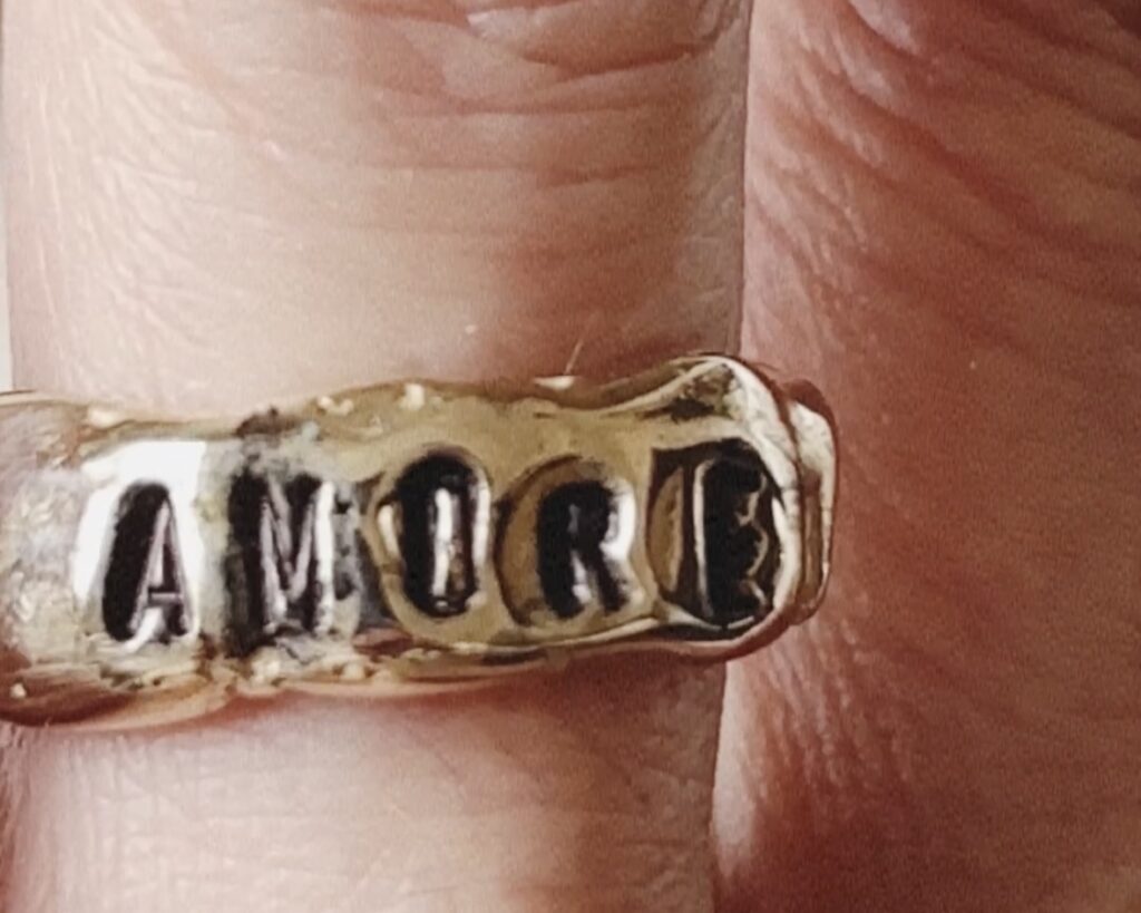 AMORE ring (C) 2025 - BASTET JEWELRY STUDIO. All Rights Reserved.